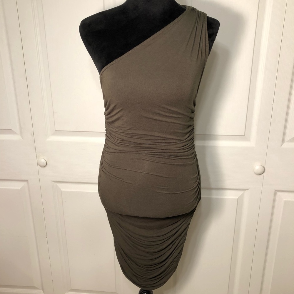 Paraella One Sleeve Forest Green Dress Size S